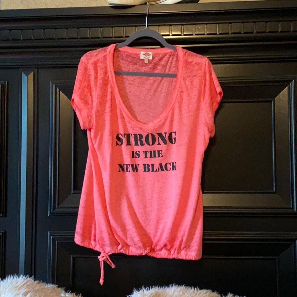 Tee shirt